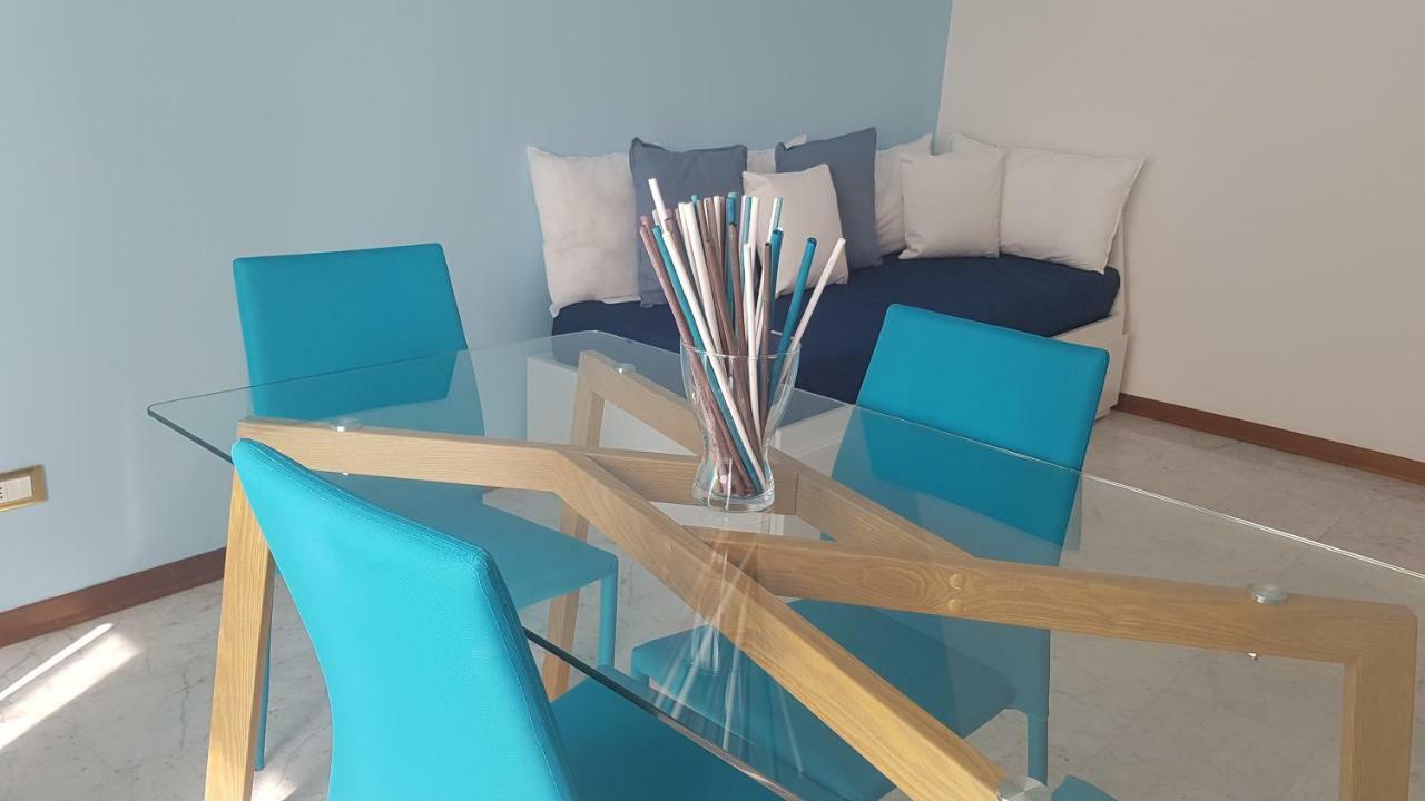 La Magnolia Apartments Violet Desenzano del Garda Kültér fotó